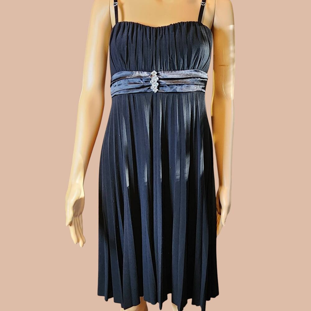 Taboo Juniors Black Dress With Pleats And Bow Spaghetti Strap/Empire Waist